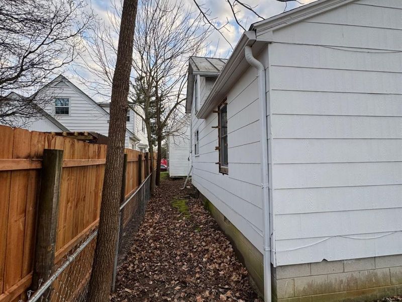 209 E Main Street, Blanchester, OH 45107 Photo 3