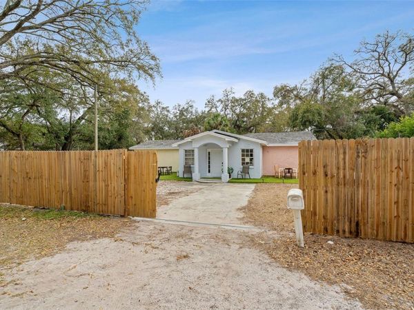 4105 E KNOLLWOOD STREET, TAMPA, FL 33610