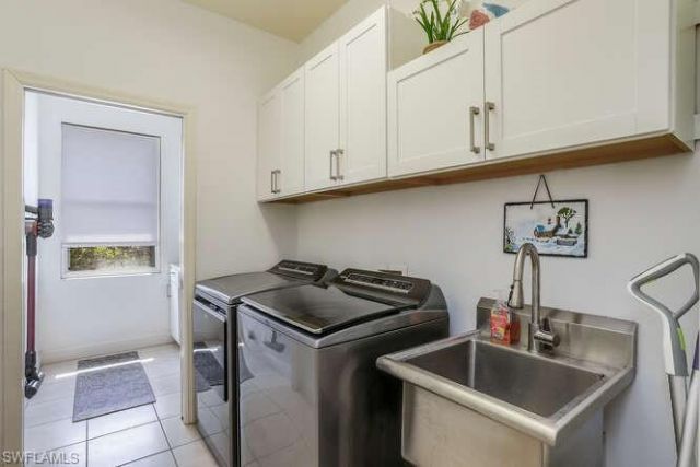 9871 Rookery Cir, Estero, FL 33928 Photo