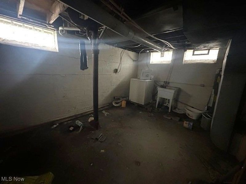 4761 E 173rd Street, Cleveland, OH 44128 Photo 12