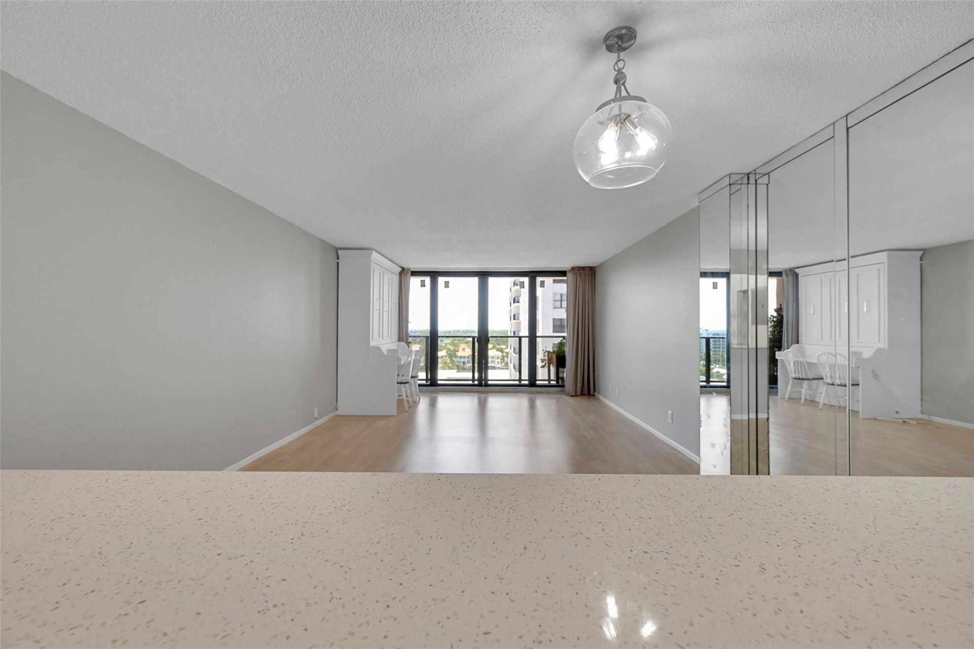 2301 S Ocean Drive, Unit 1006, Hollywood, FL 33019 Photo