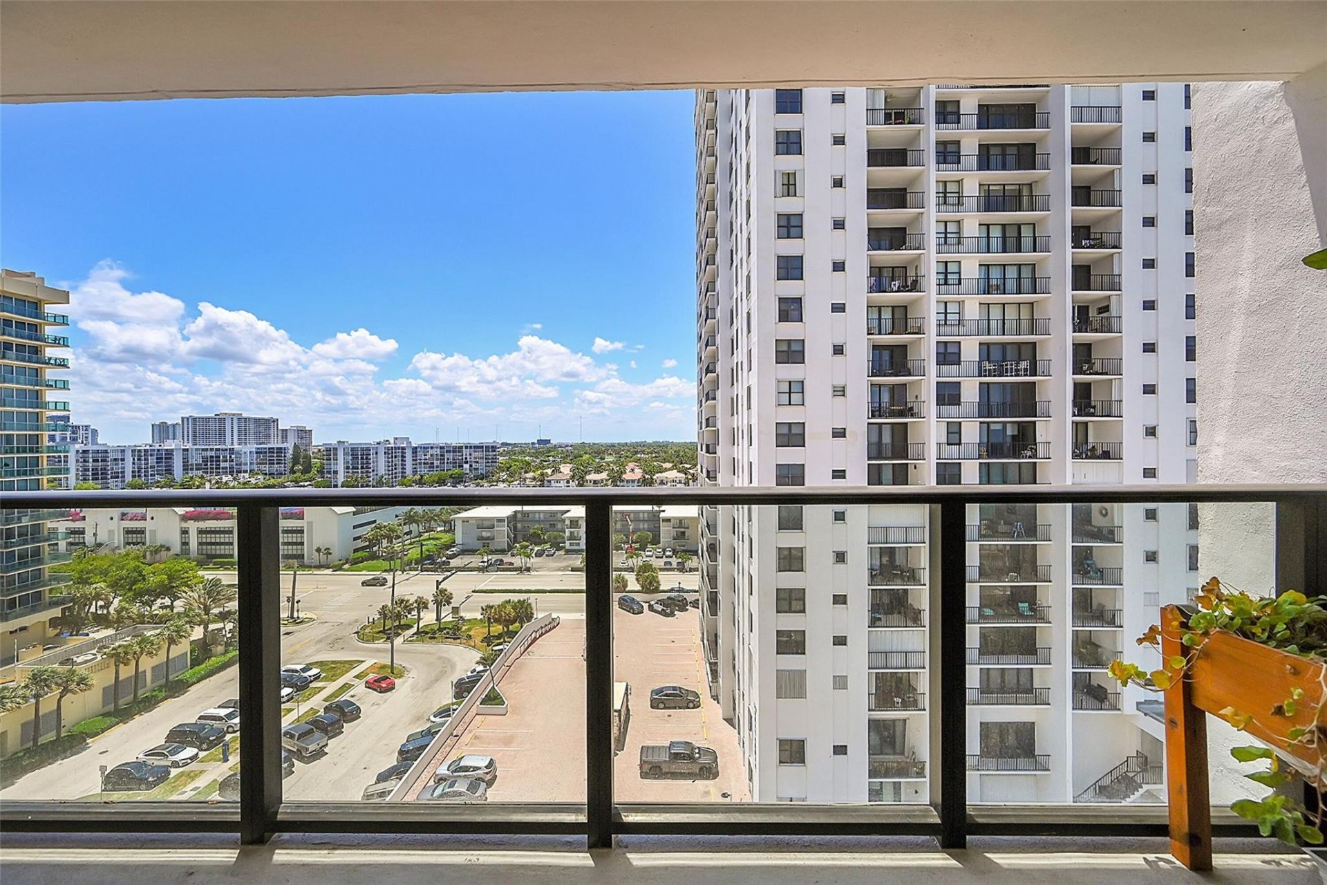 2301 S Ocean Drive, Unit 1006, Hollywood, FL 33019 Photo