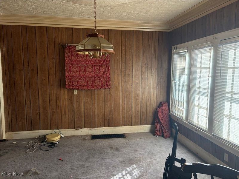 445 Noah Avenue, Akron, OH 44320 Photo 5