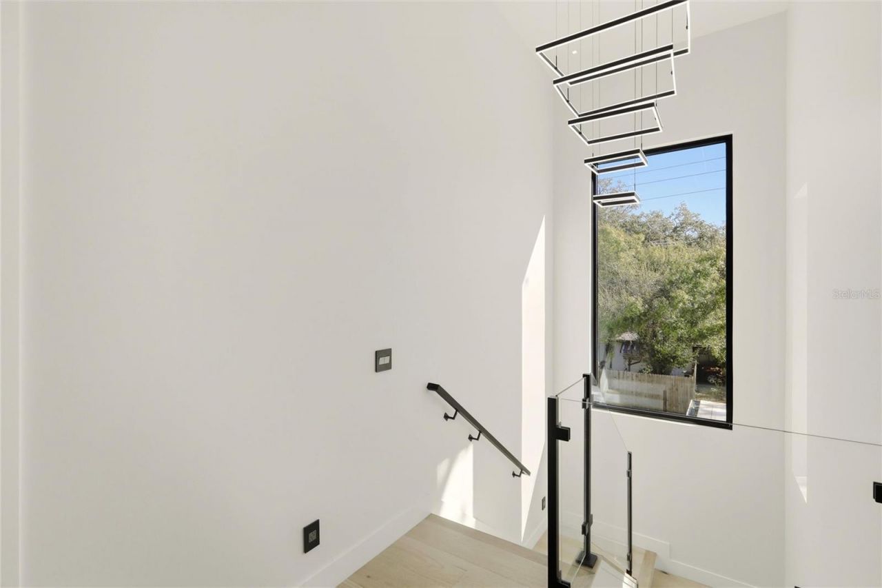 2089 Arlington Street, Sarasota, FL 34239 Photo