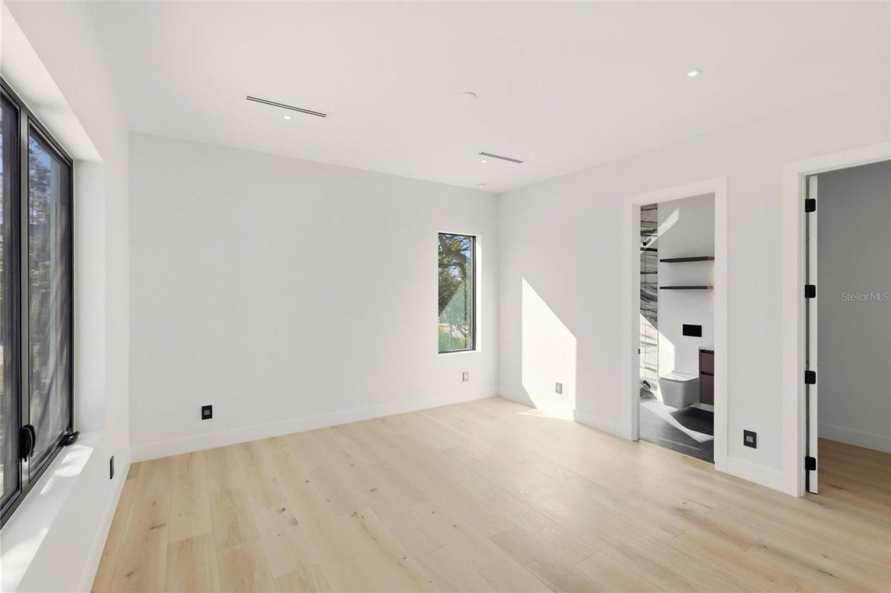 2089 Arlington Street, Sarasota, FL 34239 Photo