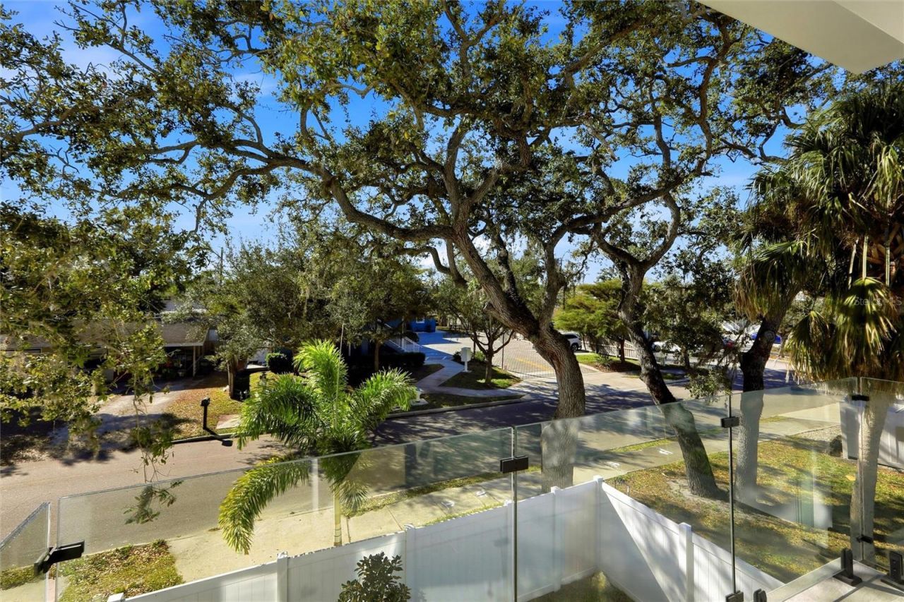 2089 Arlington Street, Sarasota, FL 34239 Photo