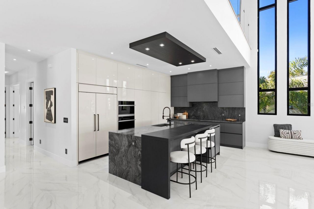 2089 Arlington Street, Sarasota, FL 34239 Photo