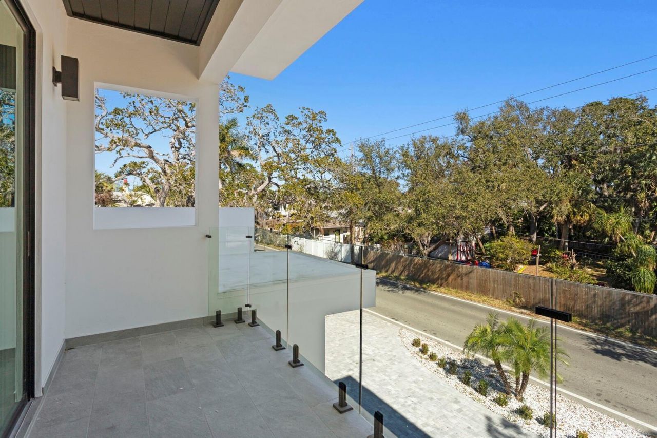 2089 Arlington Street, Sarasota, FL 34239 Photo
