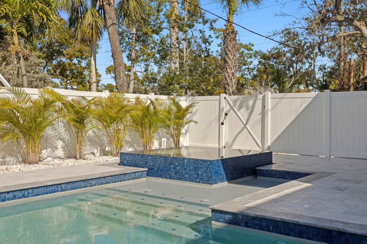 2089 Arlington Street, Sarasota, FL 34239 Photo