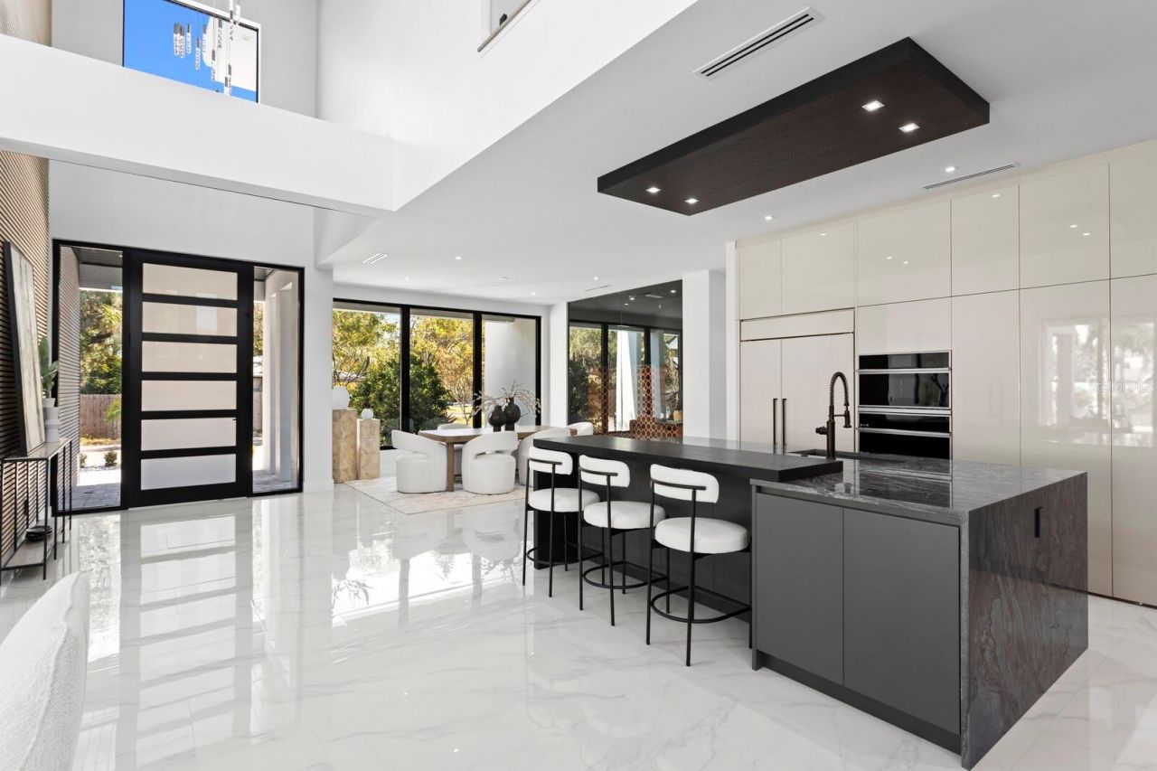 2089 Arlington Street, Sarasota, FL 34239 Photo