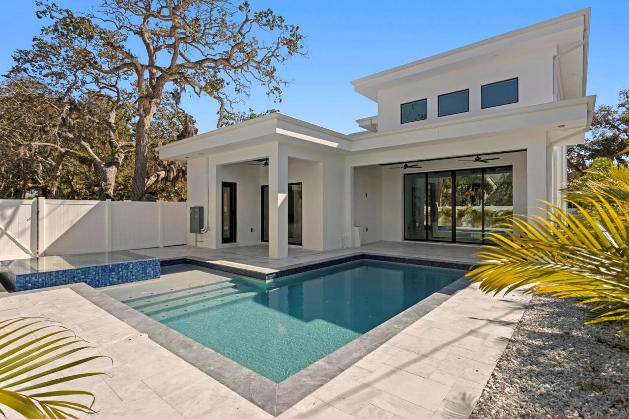 2089 Arlington Street, Sarasota, FL 34239 Photo