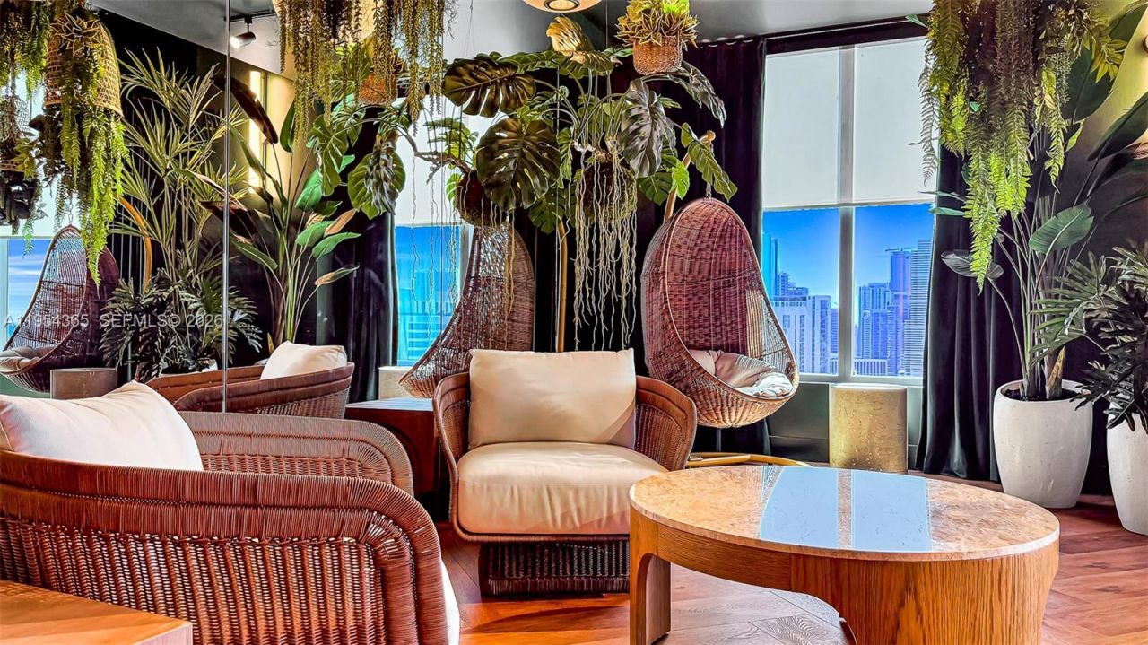 121 NE 5th St, Unit 1608, Miami, FL 33143 Photo