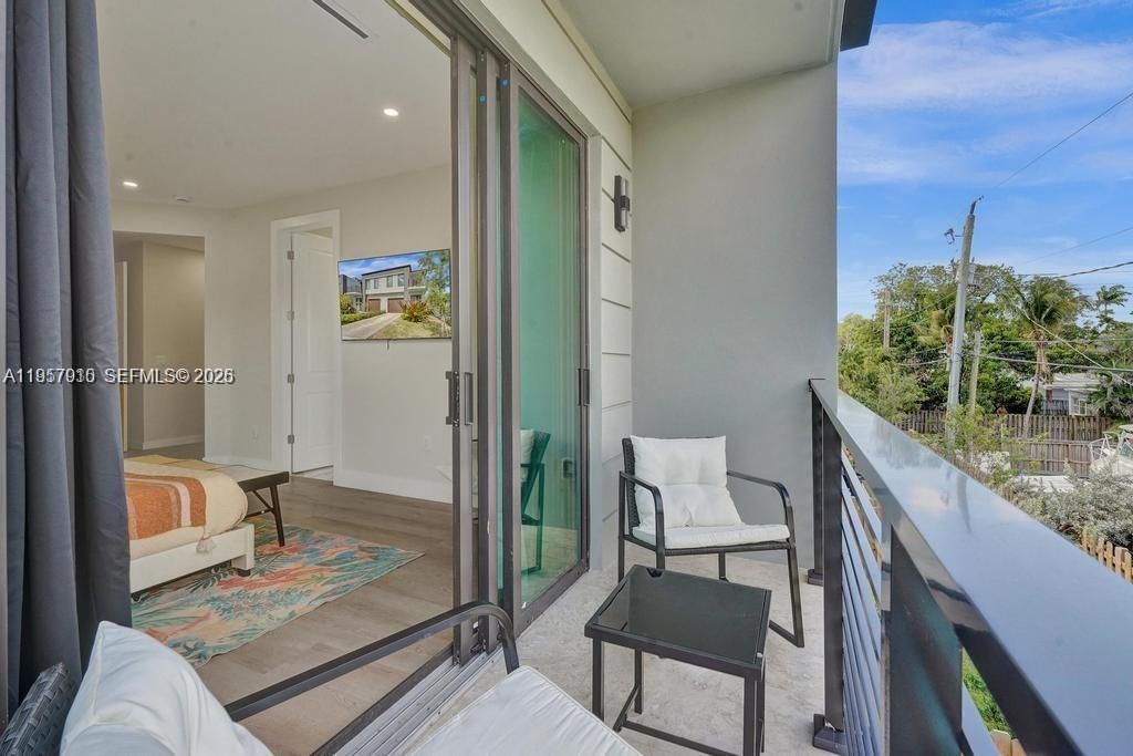 1101 NE 16th Ter , Unit TH#1, Fort Lauderdale, FL 33304 Photo