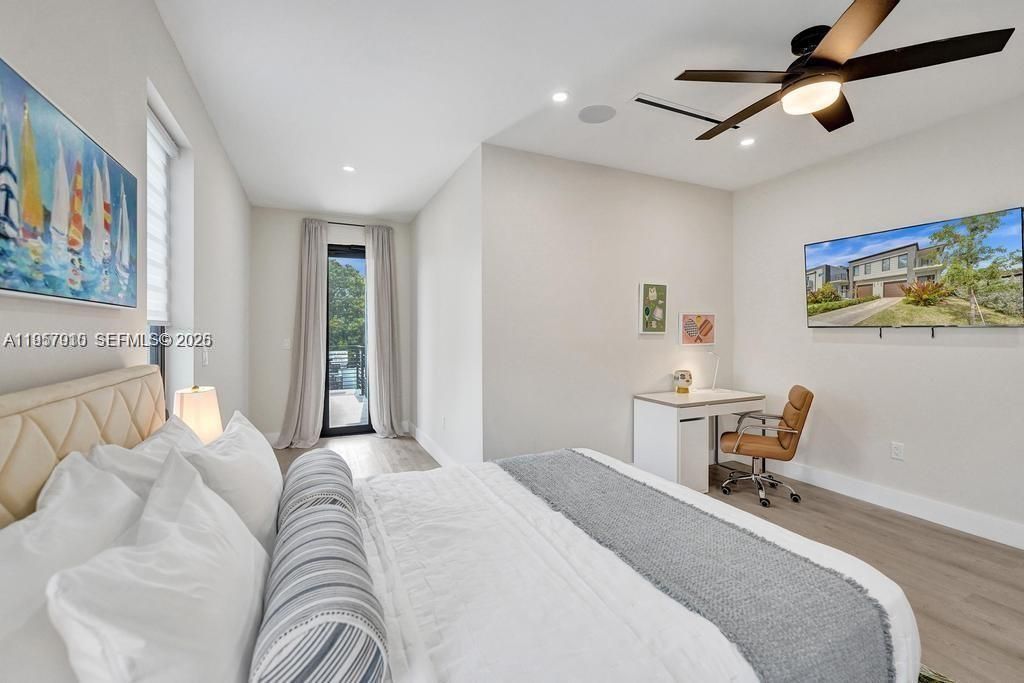 1101 NE 16th Ter , Unit TH#1, Fort Lauderdale, FL 33304 Photo