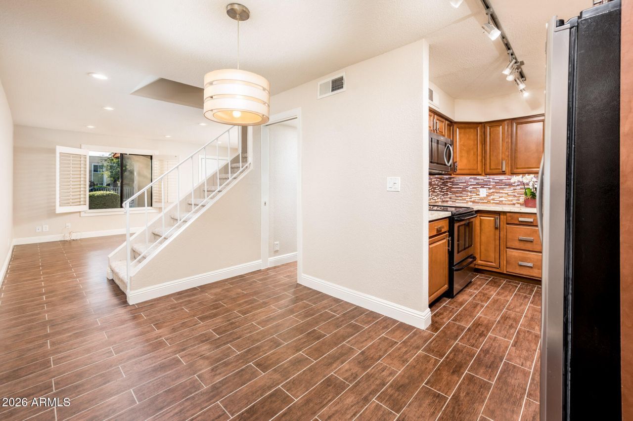 601 E Palo Verde Drive, Unit 8, Phoenix, AZ 85012 Main Photo
