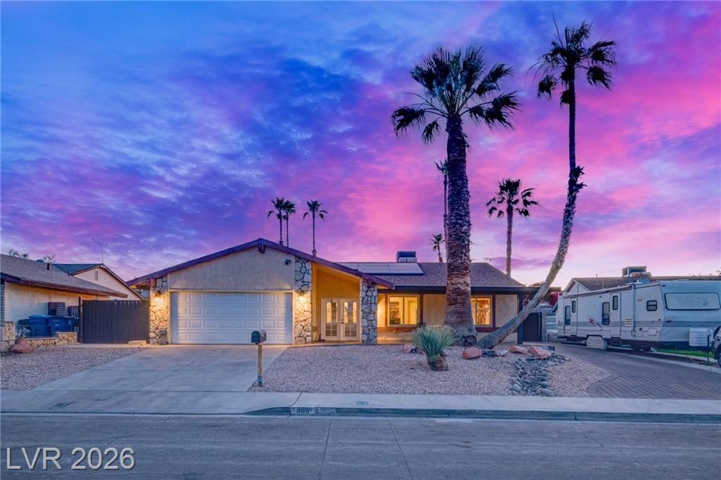 308 Davenport Lane, Las Vegas, NV 89107 Main Photo