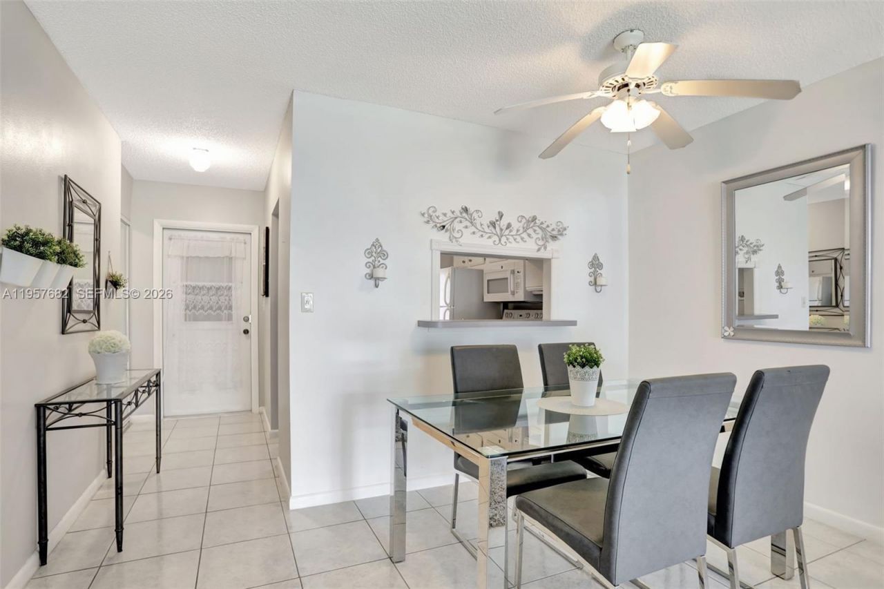 3501 NW 47th Ave , Unit 516, Lauderdale Lakes, FL 33319 Photo