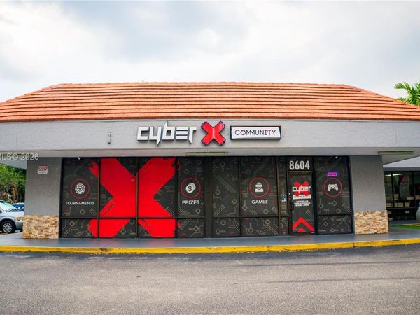 8600 W State Road 84 , Davie, FL 33324