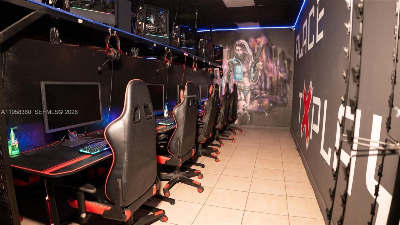 8600 W State Road 84 , Davie, FL 33324 Photo