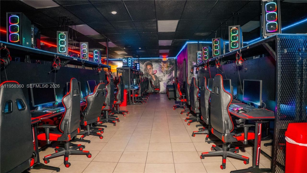 8600 W State Road 84 , Davie, FL 33324 Photo