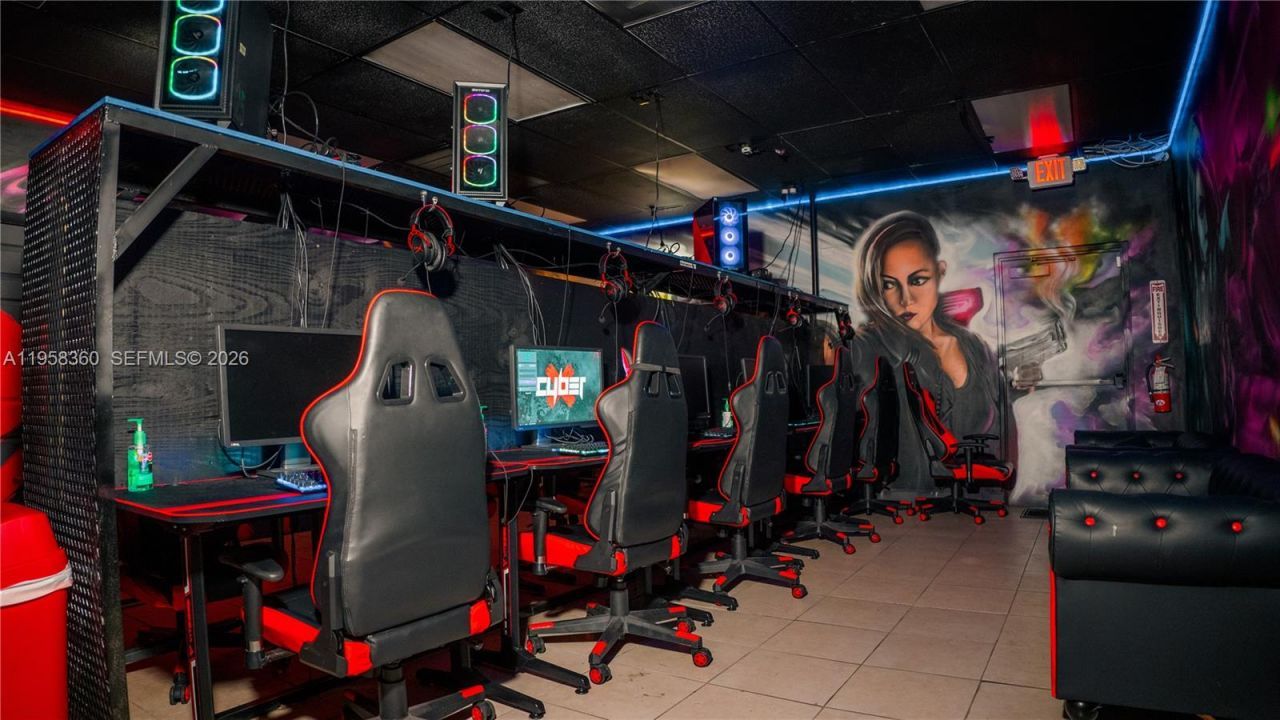 8600 W State Road 84 , Davie, FL 33324 Photo