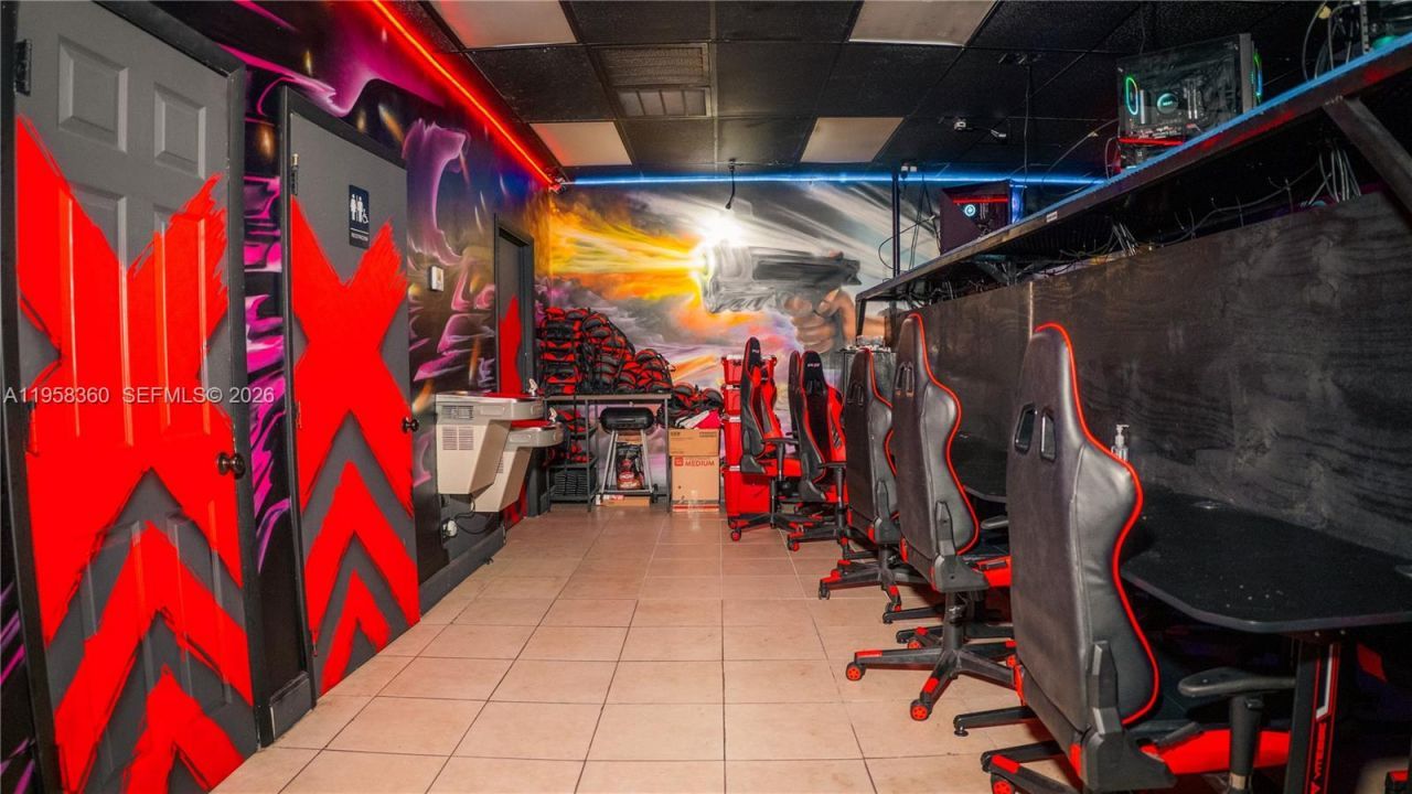 8600 W State Road 84 , Davie, FL 33324 Photo