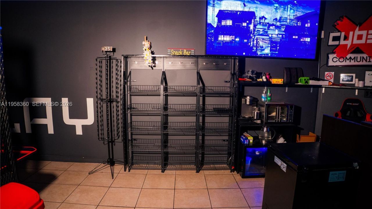 8600 W State Road 84 , Davie, FL 33324 Photo