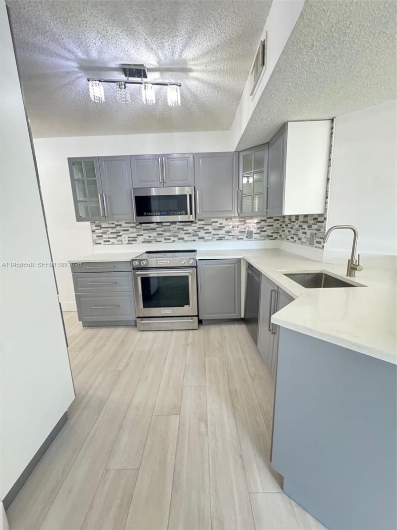 8801 Wiles Rd , Unit 308, Coral Springs, FL 33067 Photo