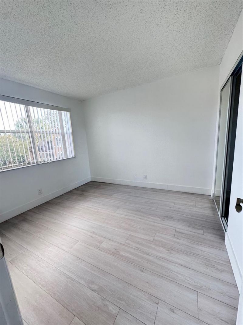 8801 Wiles Rd , Unit 308, Coral Springs, FL 33067 Photo