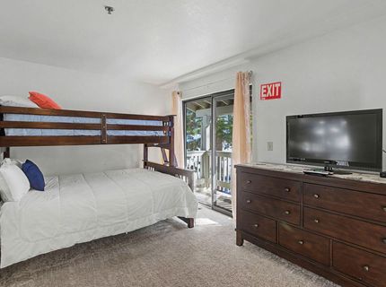 151 Palisades Drive, Unit 7, Stateline, NV 89449 Photo