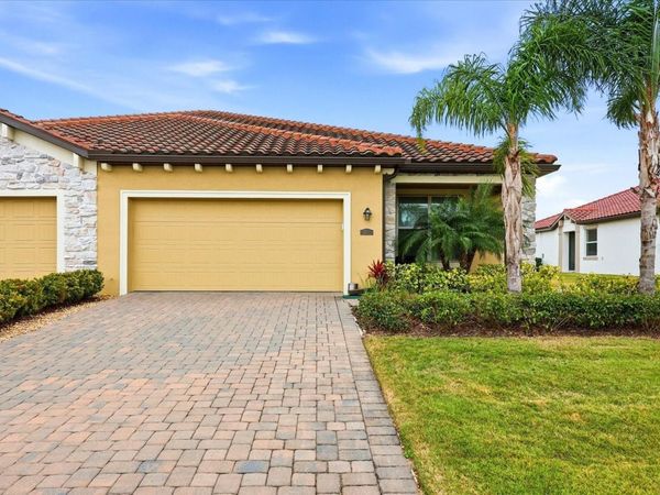2611 AVOLET COURT, BRADENTON, FL 34211