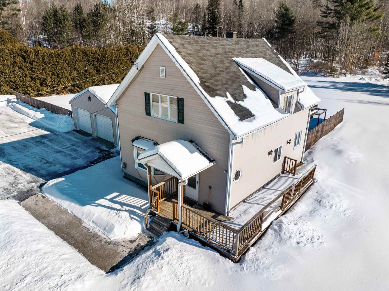 553 Lancaster Road, Northumberland, NH 03582 Main Photo