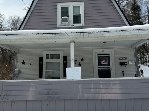 37 Howard Avenue, Malone, NY 12953