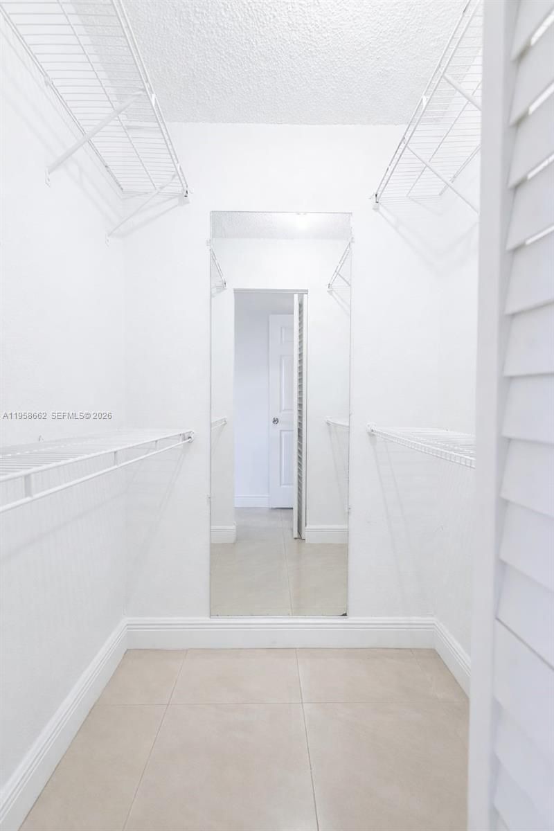 2740 W 76 St, Unit 203, Hialeah, FL 33016 Photo