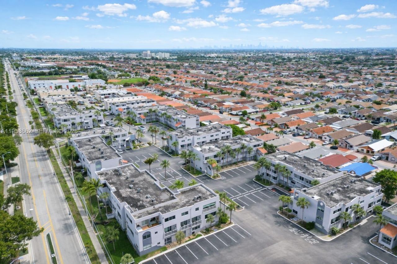 2740 W 76 St, Unit 203, Hialeah, FL 33016 Photo