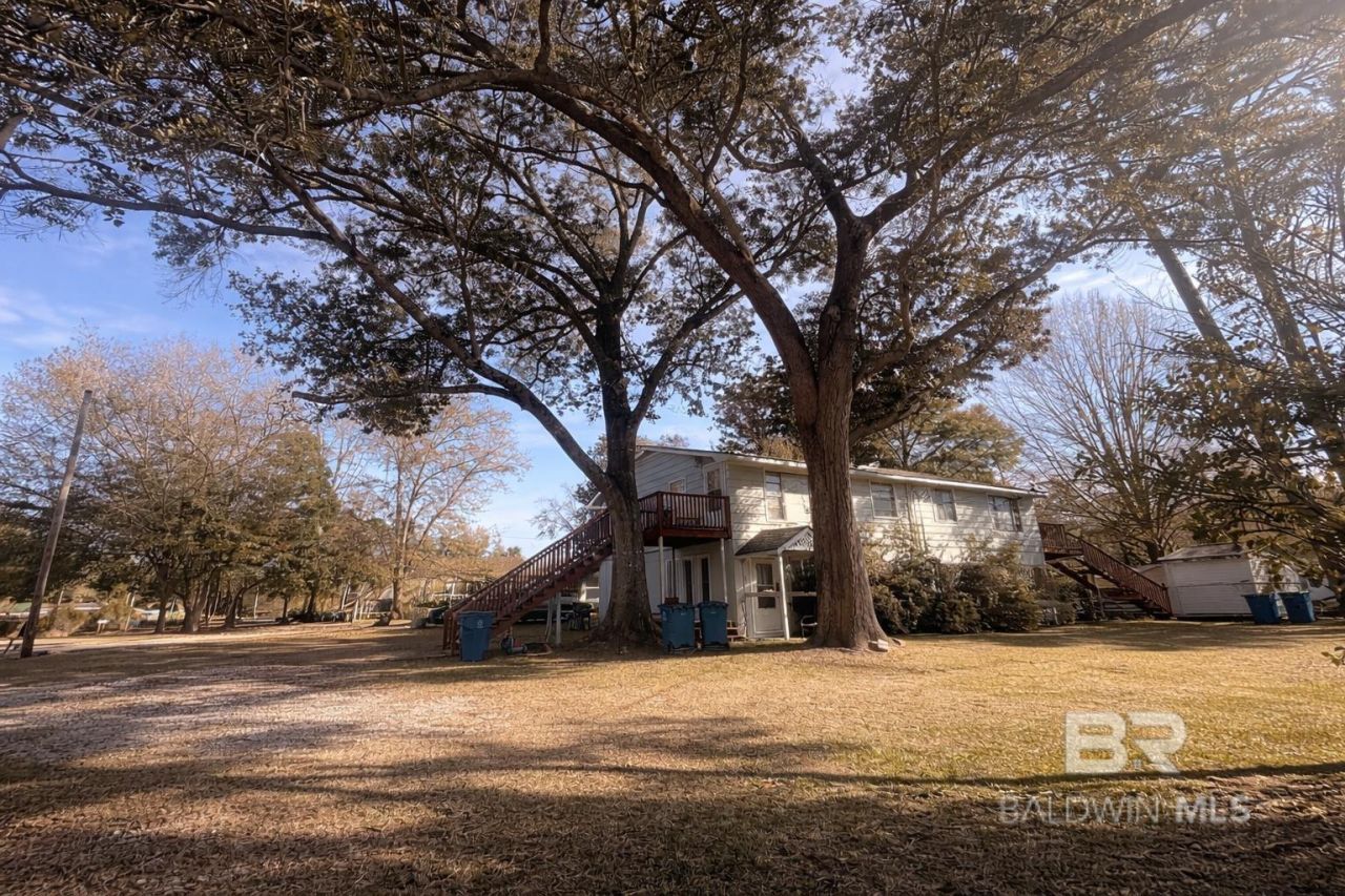 9330 Pinewood Avenue, Unit Units 1,2,, Elberta, AL 36530 Main Photo