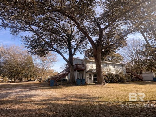 9330 Pinewood Avenue, Units 1,2,, Elberta, AL 36530