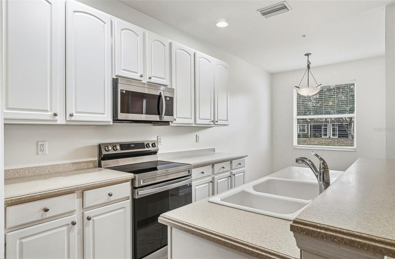 7928 Limestone Lane, Unit 19-105, Sarasota, FL 34233 Photo