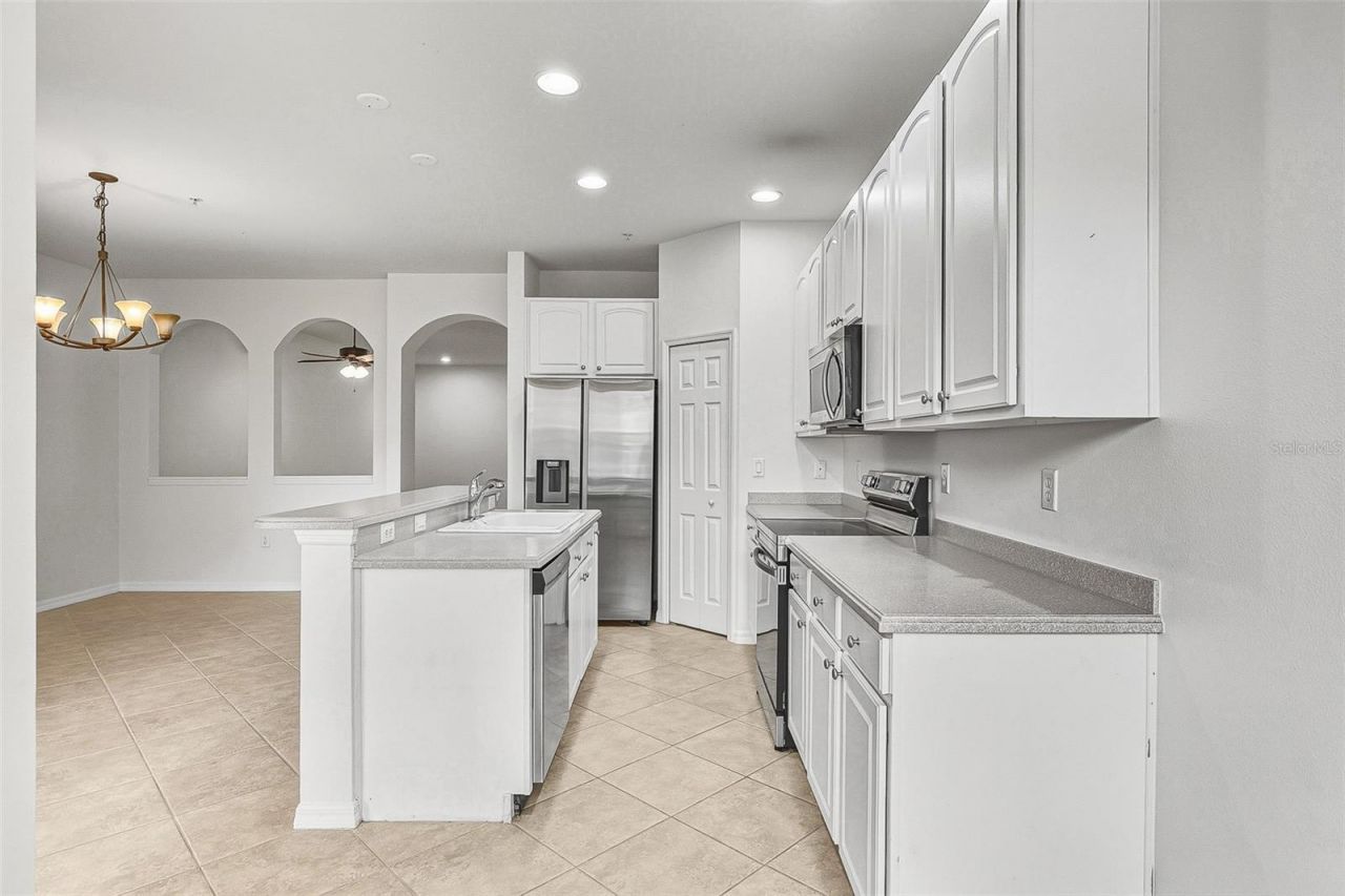 7928 Limestone Lane, Unit 19-105, Sarasota, FL 34233 Photo