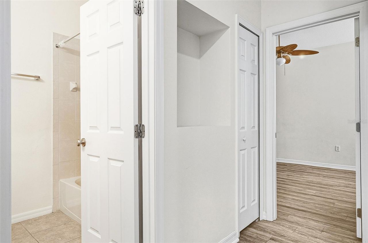 7928 Limestone Lane, Unit 19-105, Sarasota, FL 34233 Photo