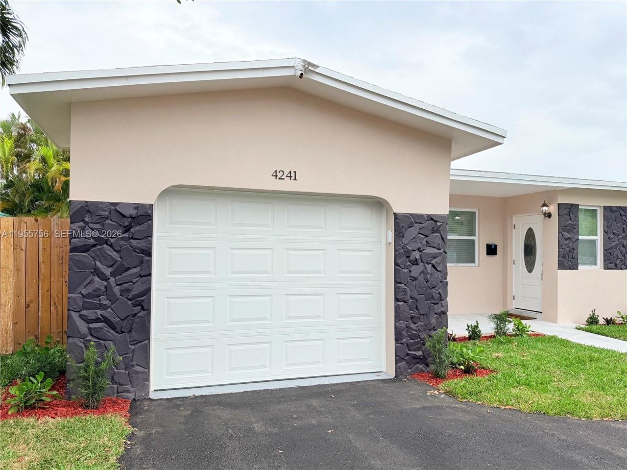 4241 Thomas St, Hollywood, FL 33021 Photo