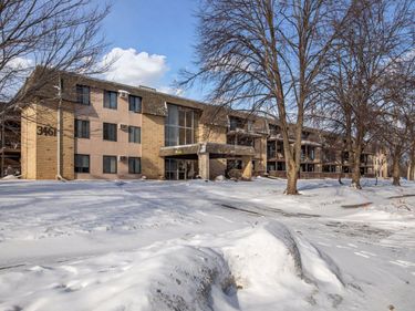 3461 Kent Street, Unit 1116, Shoreview, MN 55126