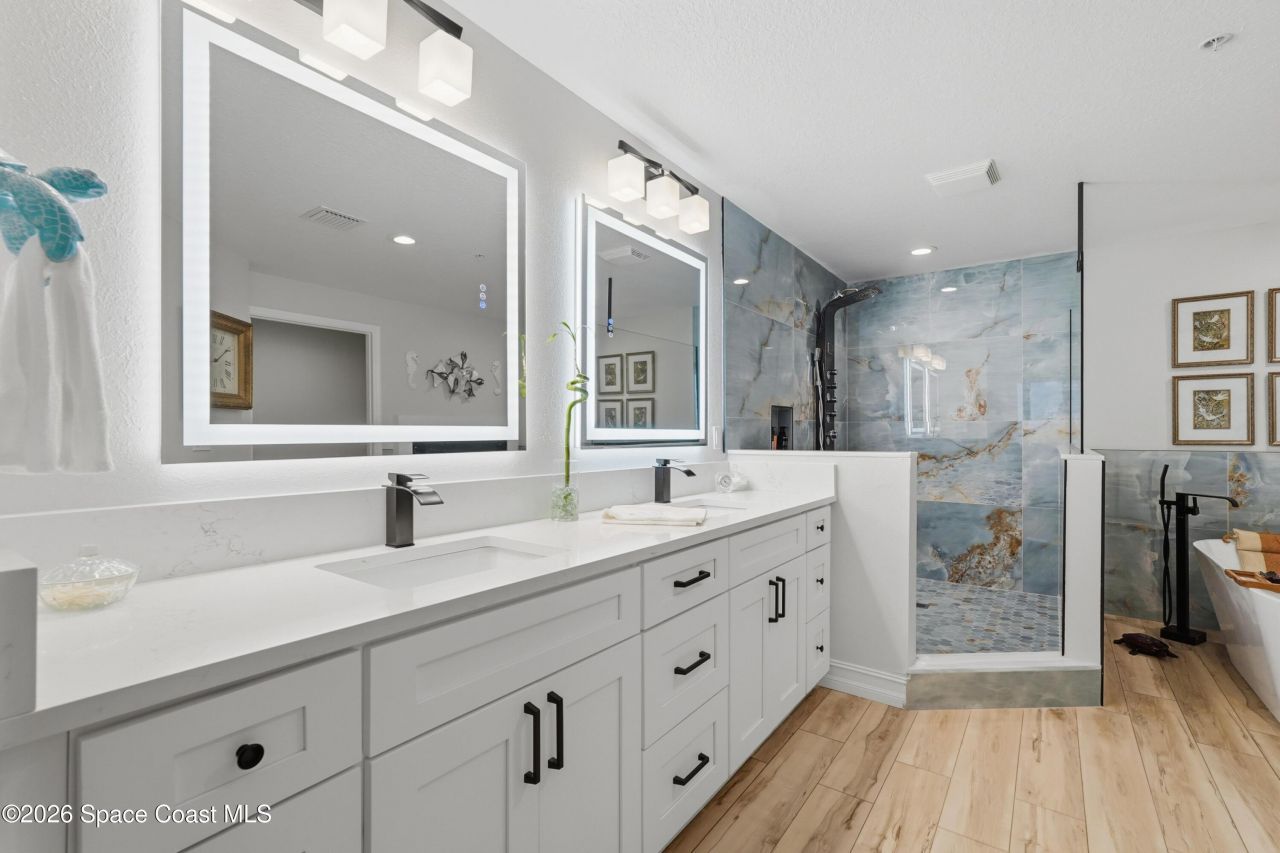 93 Delannoy Avenue , Unit 601, Cocoa, FL 32922 Photo