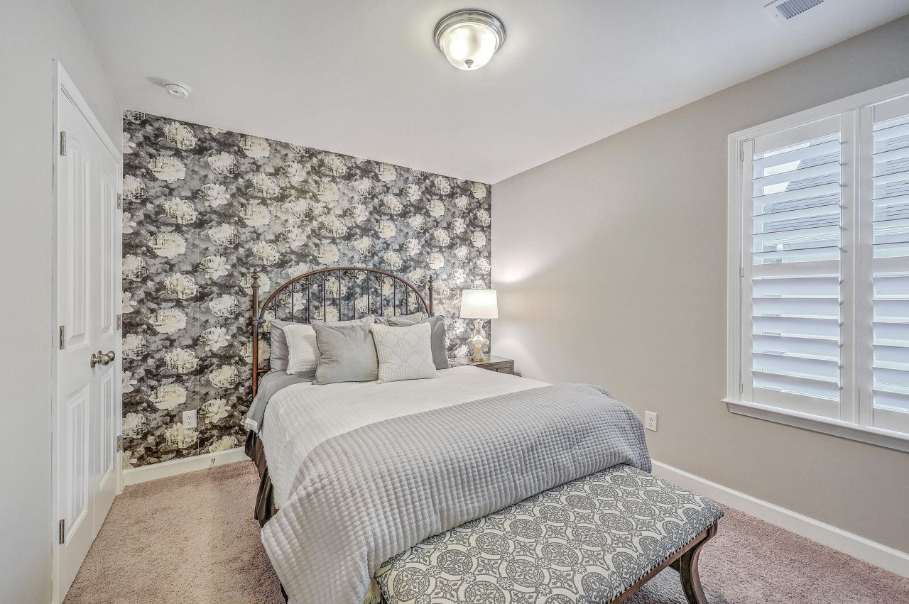 2353 Grandiflora Boulevard Photo 26