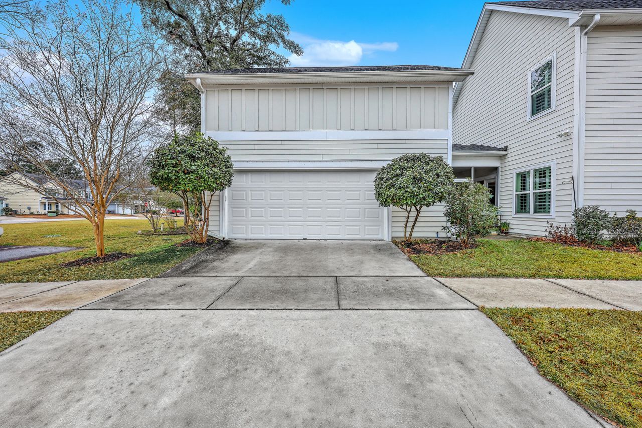 2353 Grandiflora Boulevard Photo 36