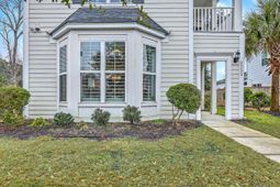 2353 Grandiflora Boulevard photo 4