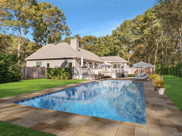 6 Bridle Path , Westhampton Beach, NY 11978