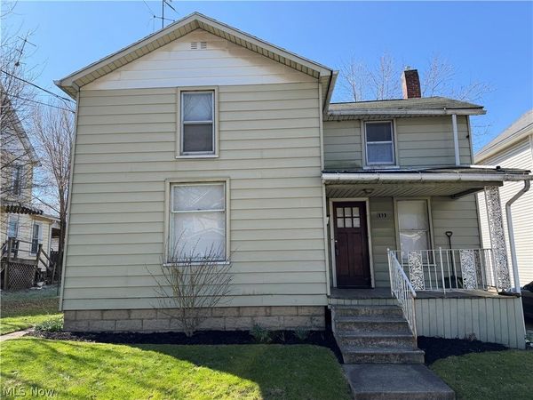 63 Linden Avenue, Niles, OH 44446