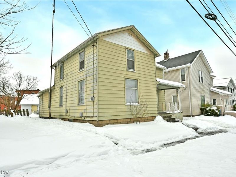 63 Linden Avenue, Niles, OH 44446 Photo 3