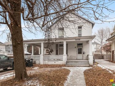 1138 S 30th Avenue, Omaha, NE 68105